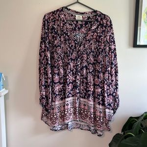 Knox Rose beautiful top